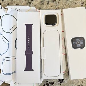 Apple Watch SE (Gen 2) 40mm Midnight Aluminum GPS